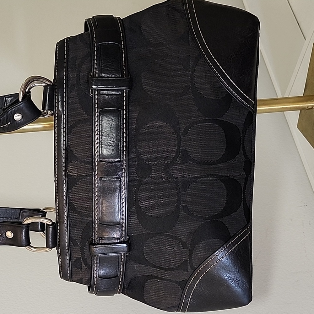 Coach Y2K Elegant  Hamptons Hobo Mobwife  Shoulder Bag - Picture 7 of 16